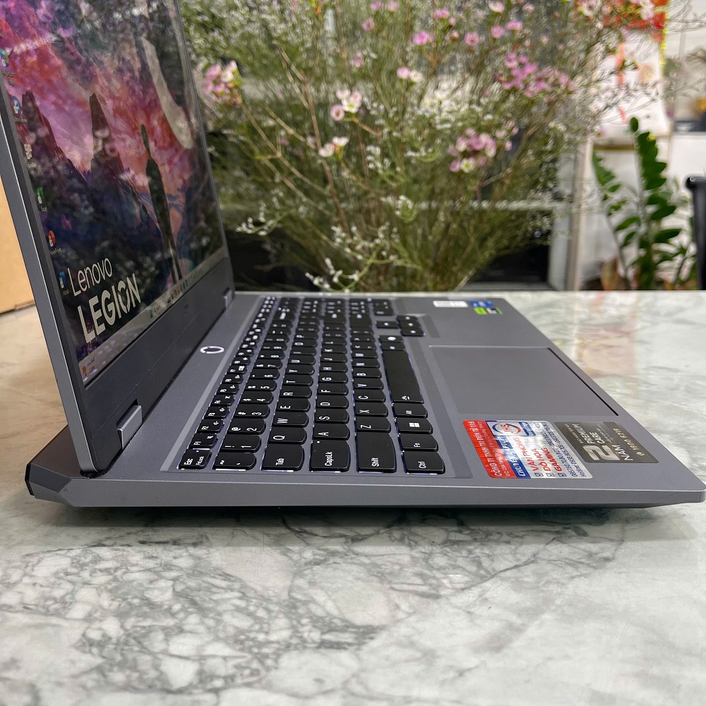 Gaming - Đồ Họa LENOVO LOQ 15IAX9 CORE I5-12450HX RAM 16GB SSD 512GB RTX 2050 4GB MÀN HÌNH : 15.6 Inch IPS 144Hz 