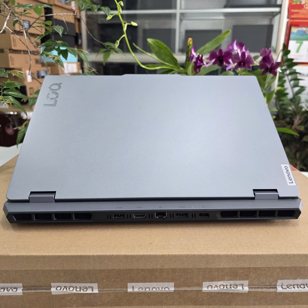 Gaming - Đồ Họa LENOVO LOQ 15IAX9 CORE I5-1245HS RAM 16GB SSD 512GB RTX 3050 6GB GDDR6 MÀN HÌNH : 15.6 Inch IPS 144Hz 100% sRGB