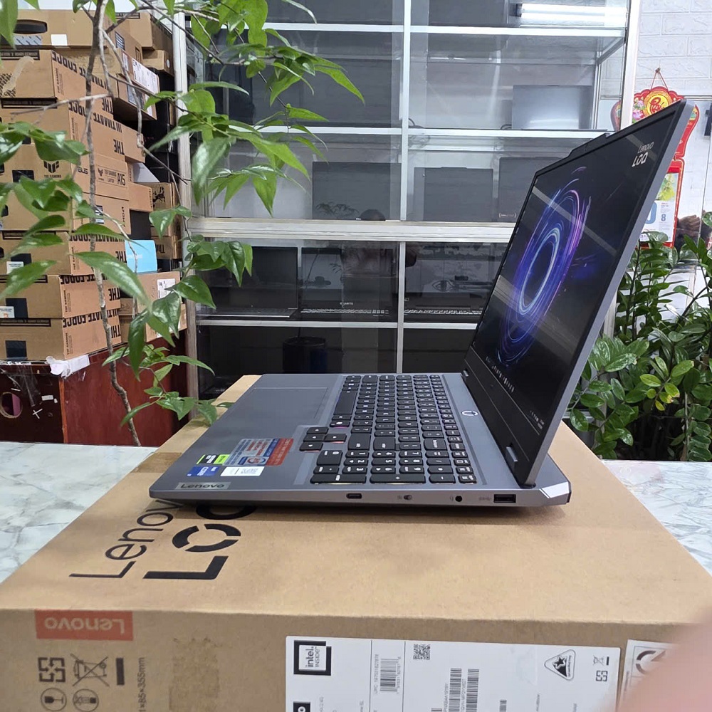 Gaming - Đồ Họa LENOVO LOQ 15IRX10 (Máy LikeNew-BẢO HÀNH HÃNG) CORE I7-13650HX RTX 5050 8GB GDDR7 RAM 16GB SSD 512GB MÀN HÌNH : 15.6 Inch IPS 144H