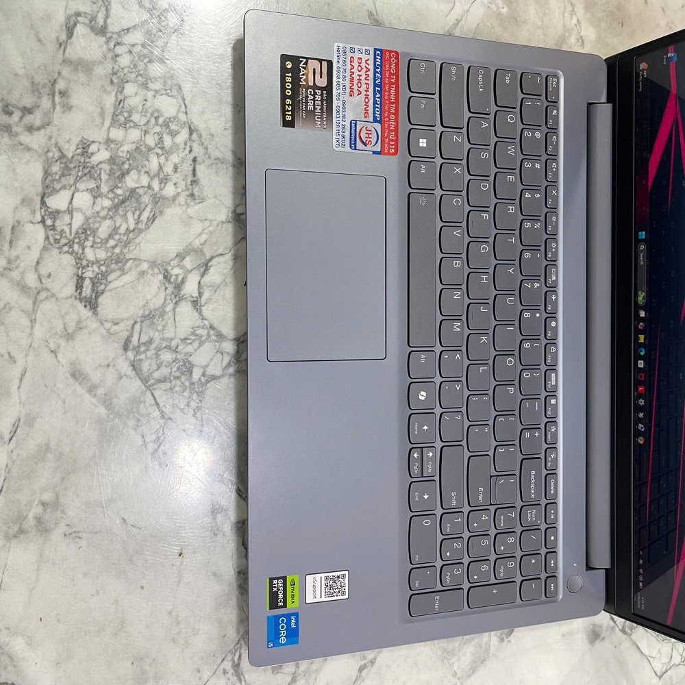 Gaming - Đồ Họa Lenovo LOQ Essential 15IAX9E BẢO HÀNH HÃNG CORE I5-12450HX RAM 16GB SSD 512GB Card RTX 3050 6GB MÀN HÌNH : 15.6 Inch IPS Fhd 144Hz 