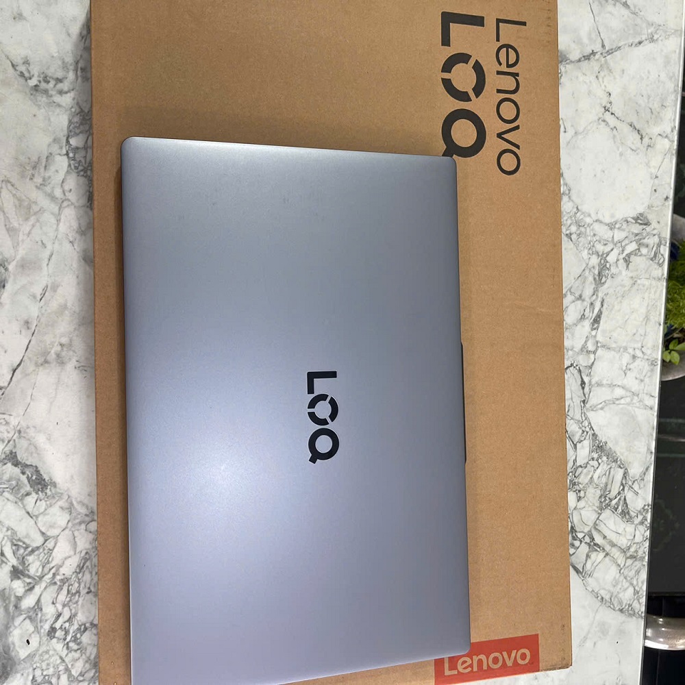 Gaming - Đồ Họa Lenovo LOQ Essential 15IAX9E BẢO HÀNH HÃNG CORE I5-12450HX RAM 16GB SSD 512GB Card RTX 3050 6GB MÀN HÌNH : 15.6 Inch IPS Fhd 144Hz 