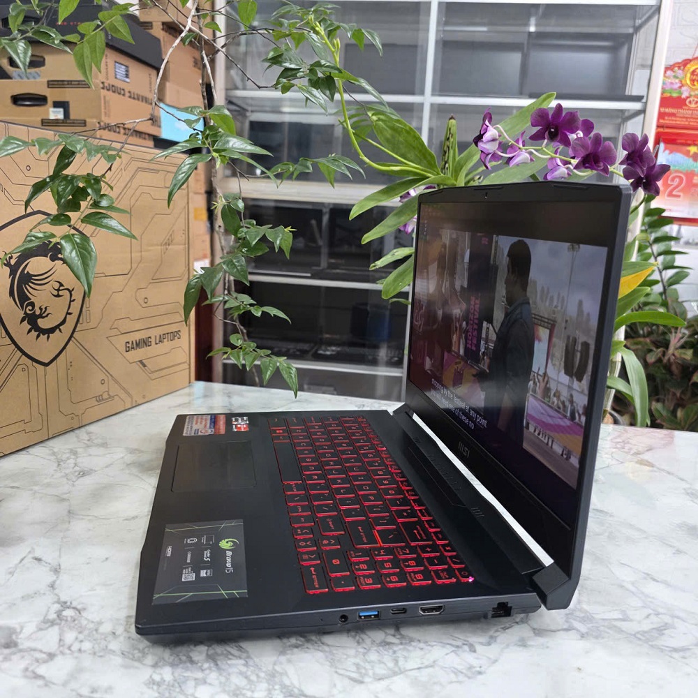 Gaming - Đồ Họa MSI Bravo 15 B5DD RYZEN 7-5800H RAM 16GB SSD 512GB RX 5500M 4GB GDDR6 MÀN HÌNH : 15.6 Inch Fhd IPS