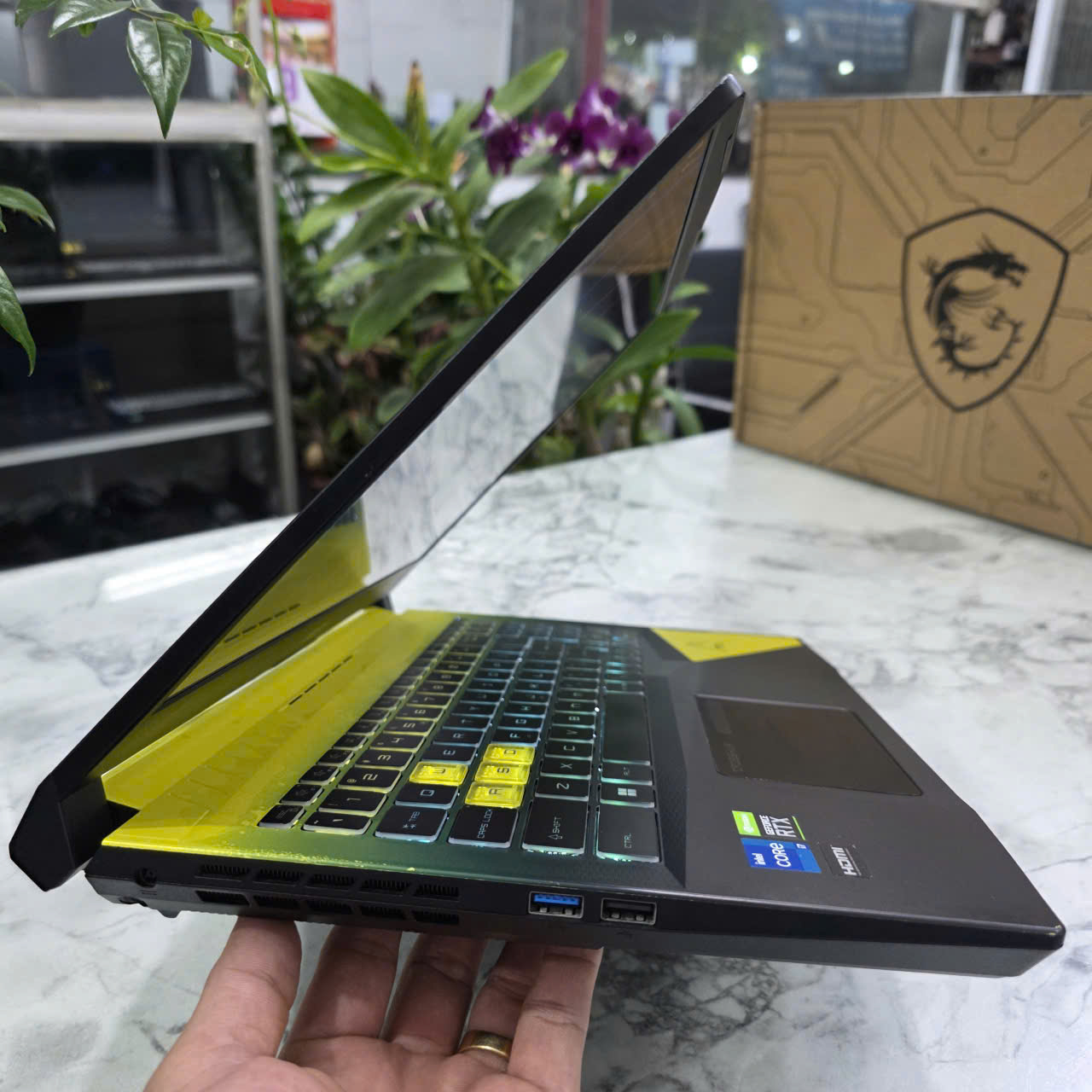 Gaming - Đồ Họa MSI Crosshair 15 B12UEZ CORE I7-12700H RAM 16GB SSD 1.000GB RTX 3060 6GB GDDR6 MÀN HÌNH : 15.6 Inch QHD 165Hz