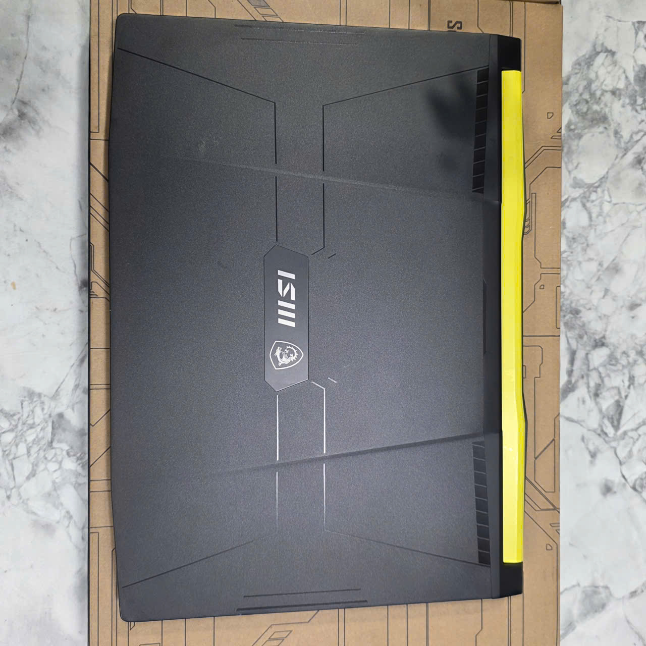 Gaming - Đồ Họa MSI Crosshair 15 B12UEZ CORE I7-12700H RAM 16GB SSD 1.000GB RTX 3060 6GB GDDR6 MÀN HÌNH : 15.6 Inch QHD 165Hz