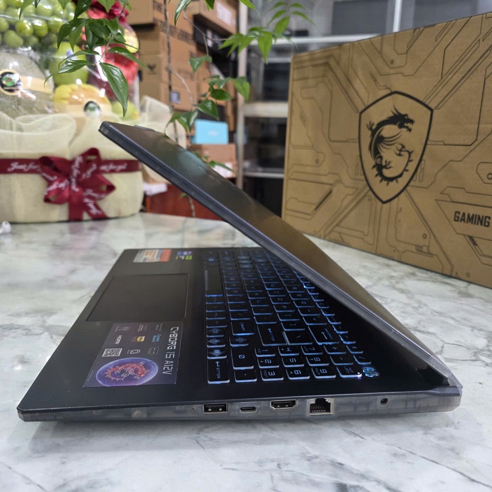 Gaming - Đồ Họa MSI Cyborg 15 A12VE 240VN CORE I7-12650H RAM 8GB SSD 512GB RTX 4050 6GB GDDR6 MÀN HÌNH : 15.6Inch IPS 144Hz