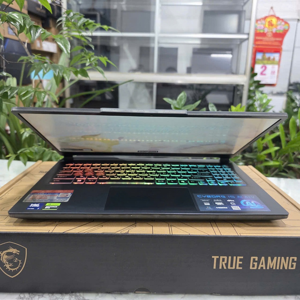 Gaming - Đồ Họa MSI Cyborg 15 AI A1VEK-024XKR Ultra 7 155H RAM 16GB SSD 512GB RTX4060 8GB MÀN HÌNH : 15.6''Inch IPS 144Hz