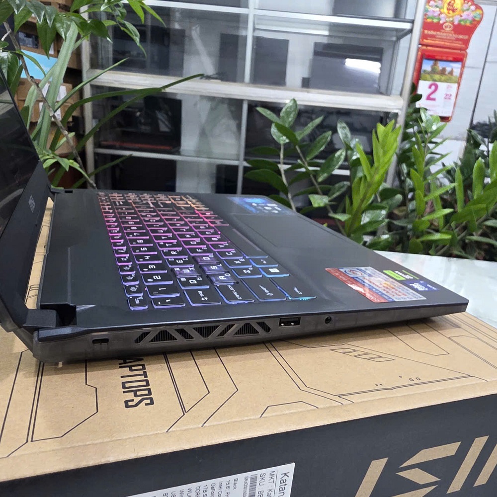 Gaming - Đồ Họa MSI Cyborg 15 AI A1VEK-024XKR Ultra 7 155H RAM 16GB SSD 512GB RTX4060 8GB MÀN HÌNH : 15.6''Inch IPS 144Hz