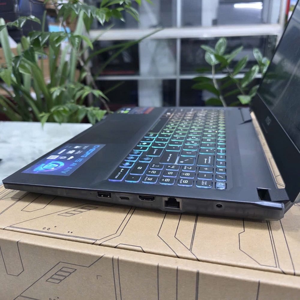 Gaming - Đồ Họa MSI Cyborg 15 AI A1VEK-024XKR Ultra 7 155H RAM 16GB SSD 512GB RTX4060 8GB MÀN HÌNH : 15.6''Inch IPS 144Hz