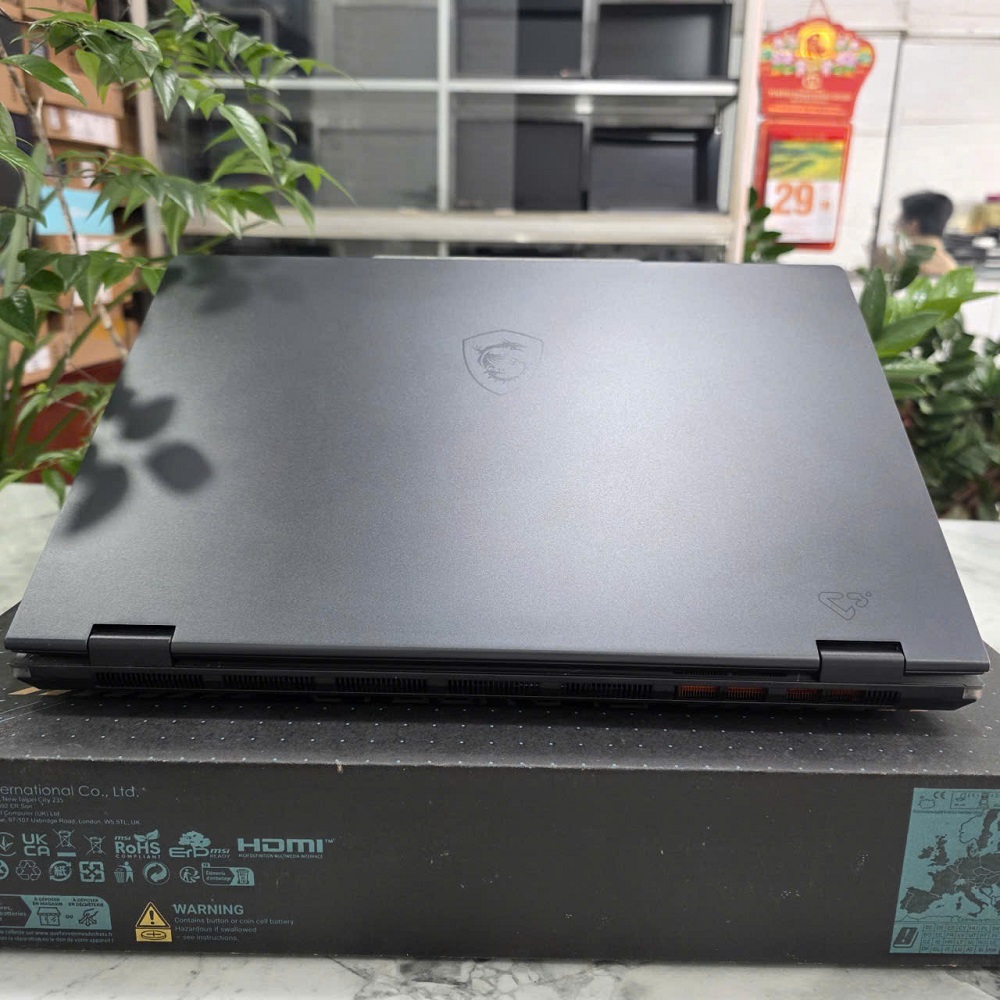 Gaming - Đồ Họa MSI Cyborg 15 B13WEKG MÁY SẢN XUẤT 1/2026 CORE I7-13620H RAM 16GB SSD 512GB RTX 5050 8GB GDDR7 MÀN HÌNH : 15.6Inch IPS 144Hz