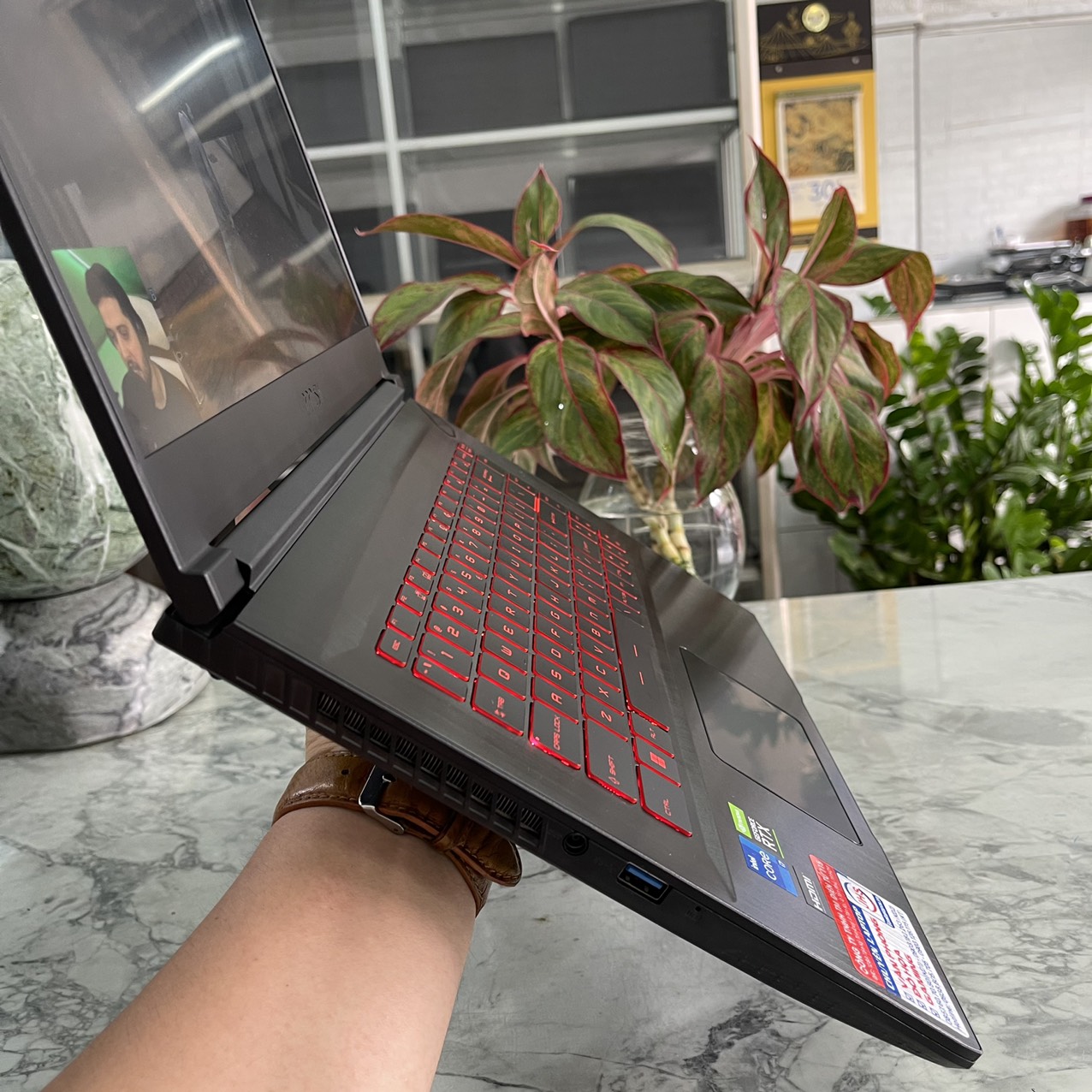 Gaming - Đồ Họa MSI GF63 Thin 11UD-648VN Core I7-11800H Ram 16gb Ssd 512gb Card RTX 3050 Ti 4GB Màn Hình 15.6'' IPS Fhd 