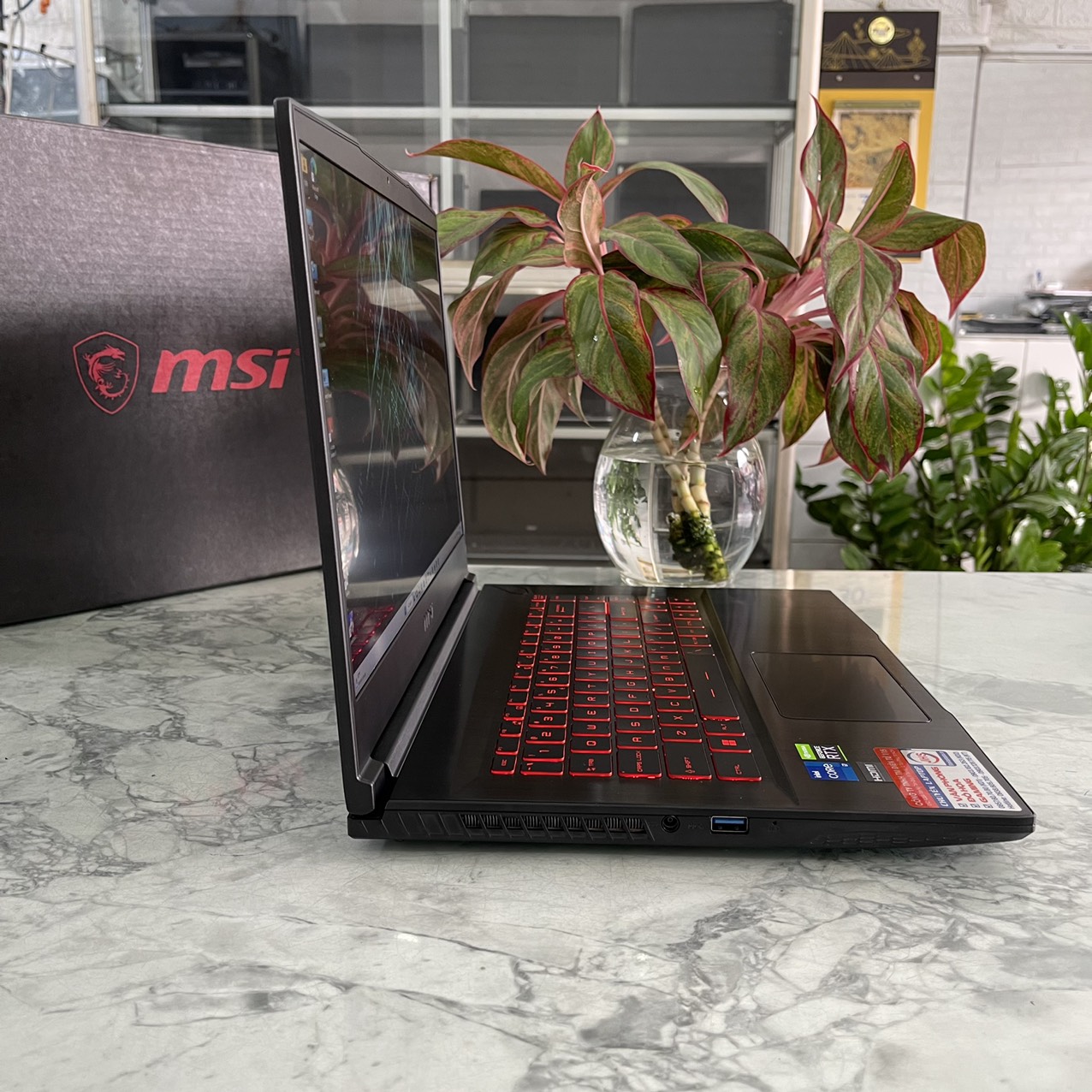 Gaming - Đồ Họa MSI GF63 Thin 11UD-648VN Core I7-11800H Ram 16gb Ssd 512gb Card RTX 3050 Ti 4GB Màn Hình 15.6'' IPS Fhd 