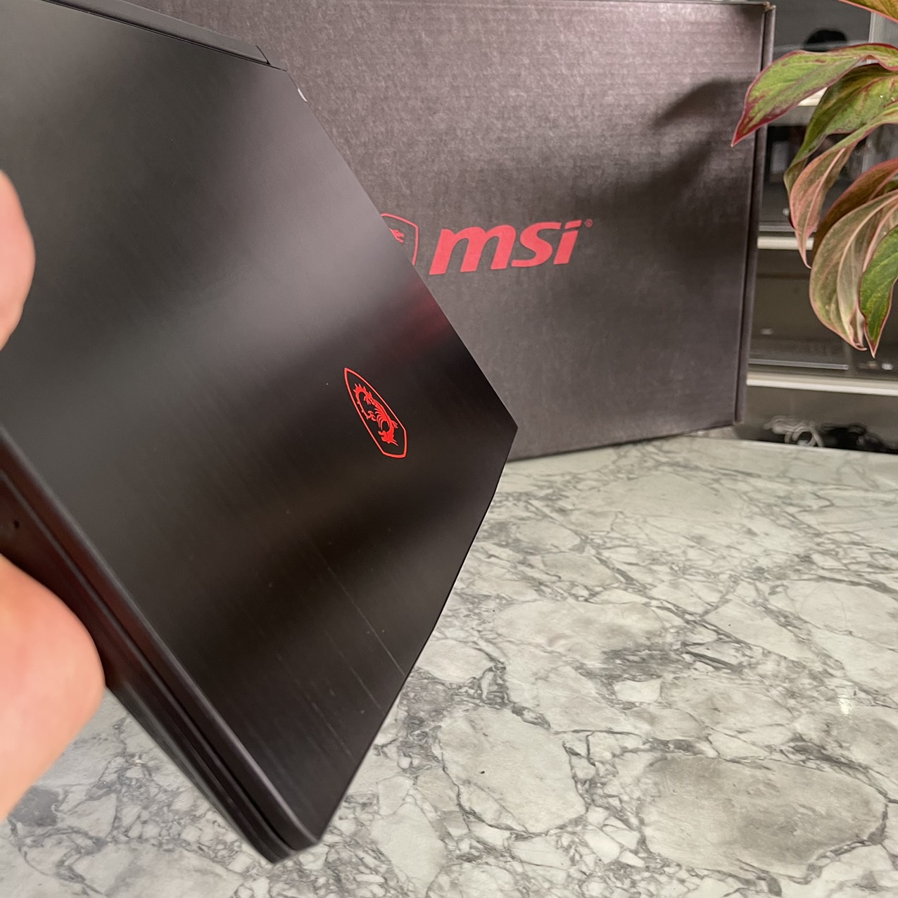 Gaming - Đồ Họa MSI GF63 Thin 11UD-648VN Core I7-11800H Ram 16gb Ssd 512gb Card RTX 3050 Ti 4GB Màn Hình 15.6'' IPS Fhd 