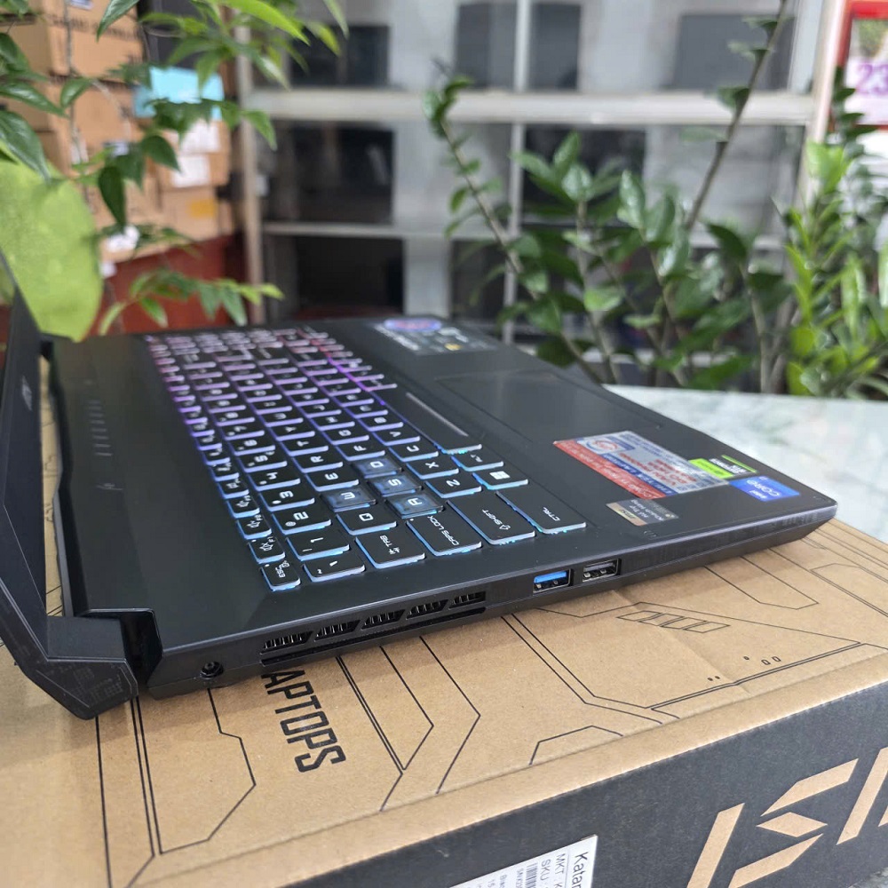 Gaming - Đồ Họa MSI Katana 15 B13UDXK Máy LikeNew-BẢO HÀNH HÃNG DÀI CORE I7-13620H RAM 16GB SSD 1.000GB RTX 3050 6GB GDDR6 Màn Hình 15.6 Inch IPS Fhd 144Hz