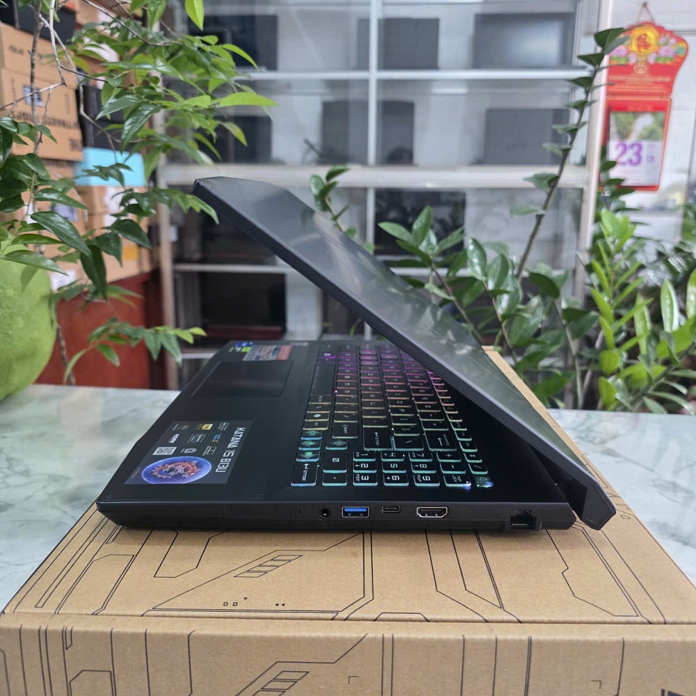 Gaming - Đồ Họa MSI Katana 15 B13UDXK Máy LikeNew-BẢO HÀNH HÃNG DÀI CORE I7-13620H RAM 16GB SSD 1.000GB RTX 3050 6GB GDDR6 Màn Hình 15.6 Inch IPS Fhd 144Hz