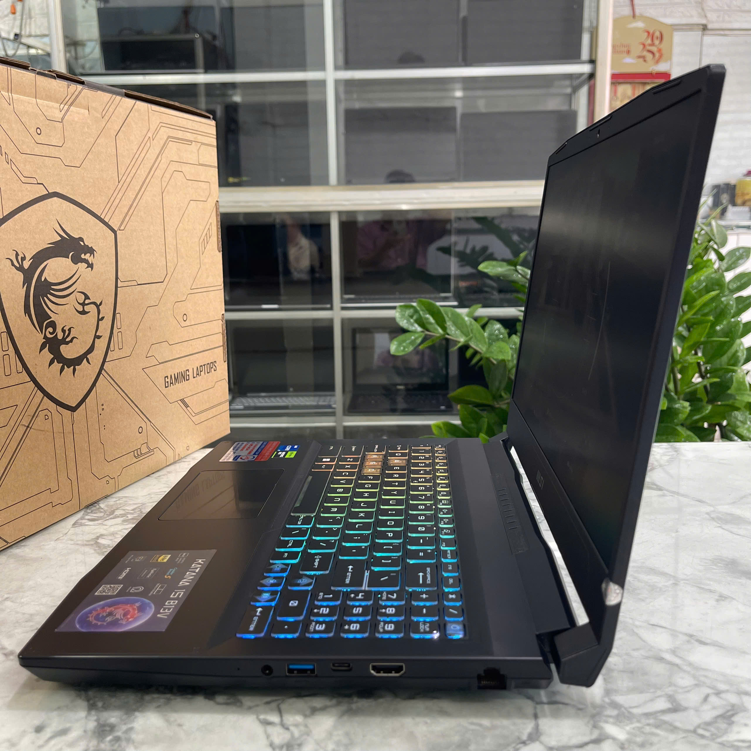 Gaming - Đồ Họa MSI Katana 15 B13VFK   Core I7-13620H Ram 16gb Ssd 1.000gb Card RTX 4060 8GB GDDR6 Màn Hình 15.6 Inch IPS Fhd 144Hz