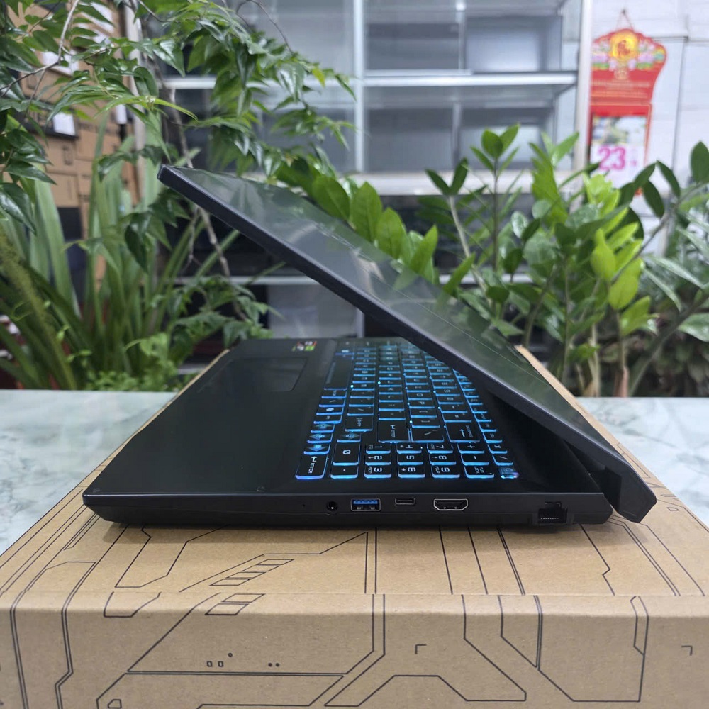 Gaming - Đồ Họa MSI Katana A15 AI B8VG 466VN RYZEN 9-8945HS RAM 16GB SSD 512GB RTX 4070 8GB MÀN HÌNH : 15.6'' IPS 144Hz