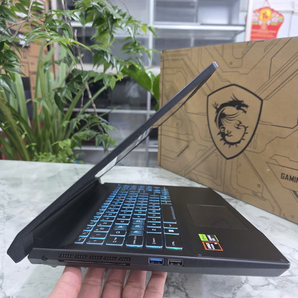 Gaming - Đồ Họa MSI Katana A15 AI B8VG 466VN RYZEN 9-8945HS RAM 16GB SSD 512GB RTX 4070 8GB MÀN HÌNH : 15.6'' IPS 144Hz