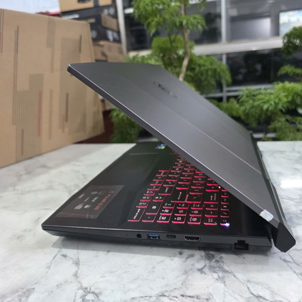 Gaming - Đồ Họa MSI Pulse GL66 11UDK CORE I7-11800H RAM 16GB SSD 512GB RTX 3050Ti 4GB MÀN HÌNH : 15.6'' IPS Fhd 144.Hz