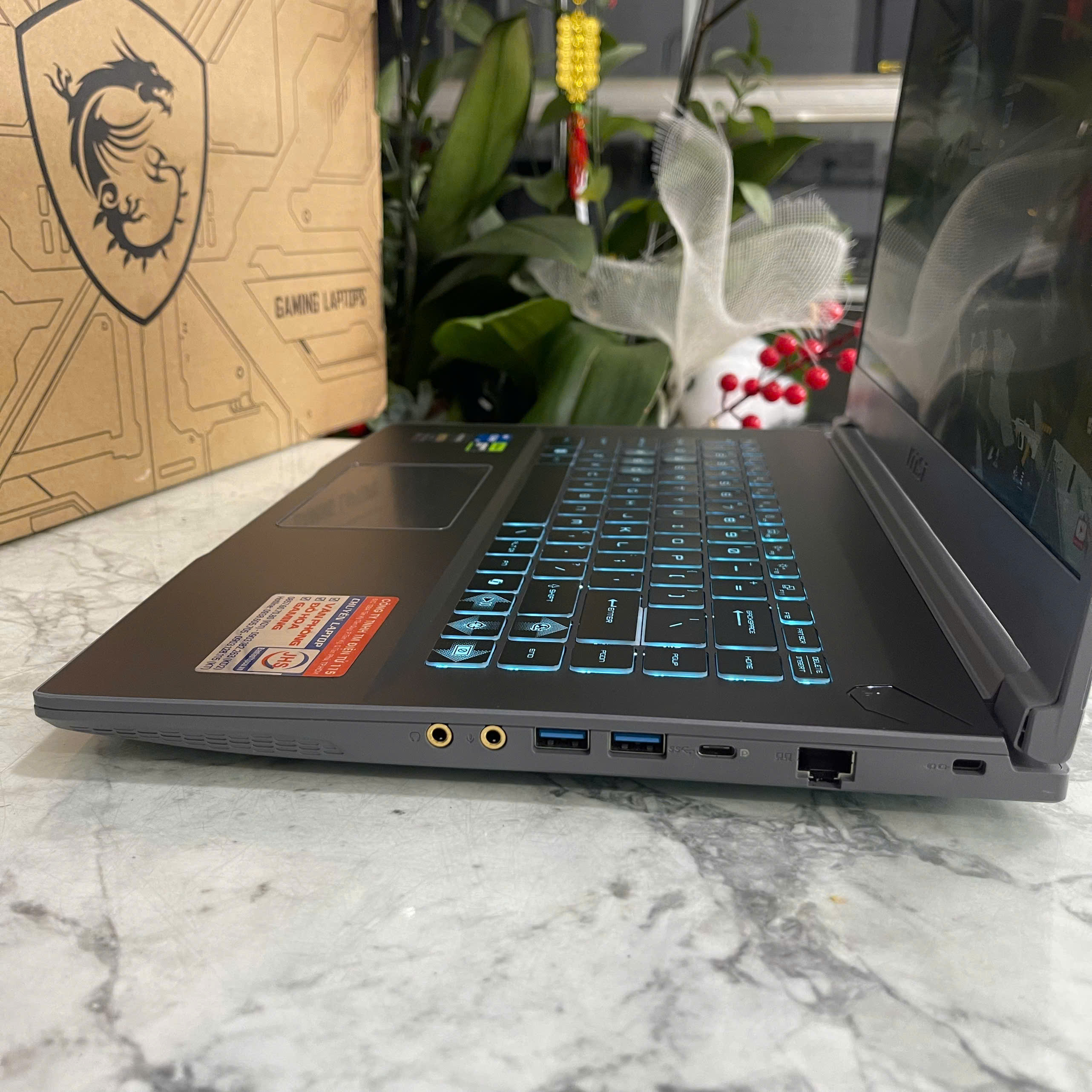 Gaming - Đồ Họa MSI Thin 15 B13UCX (Máy LikeNew-Full Box) Core I5-13420H Ram 16gb Ssd 512gb RTX 2050 4GB Màn Hình 15.6'' IPS Fhd 144.Hz