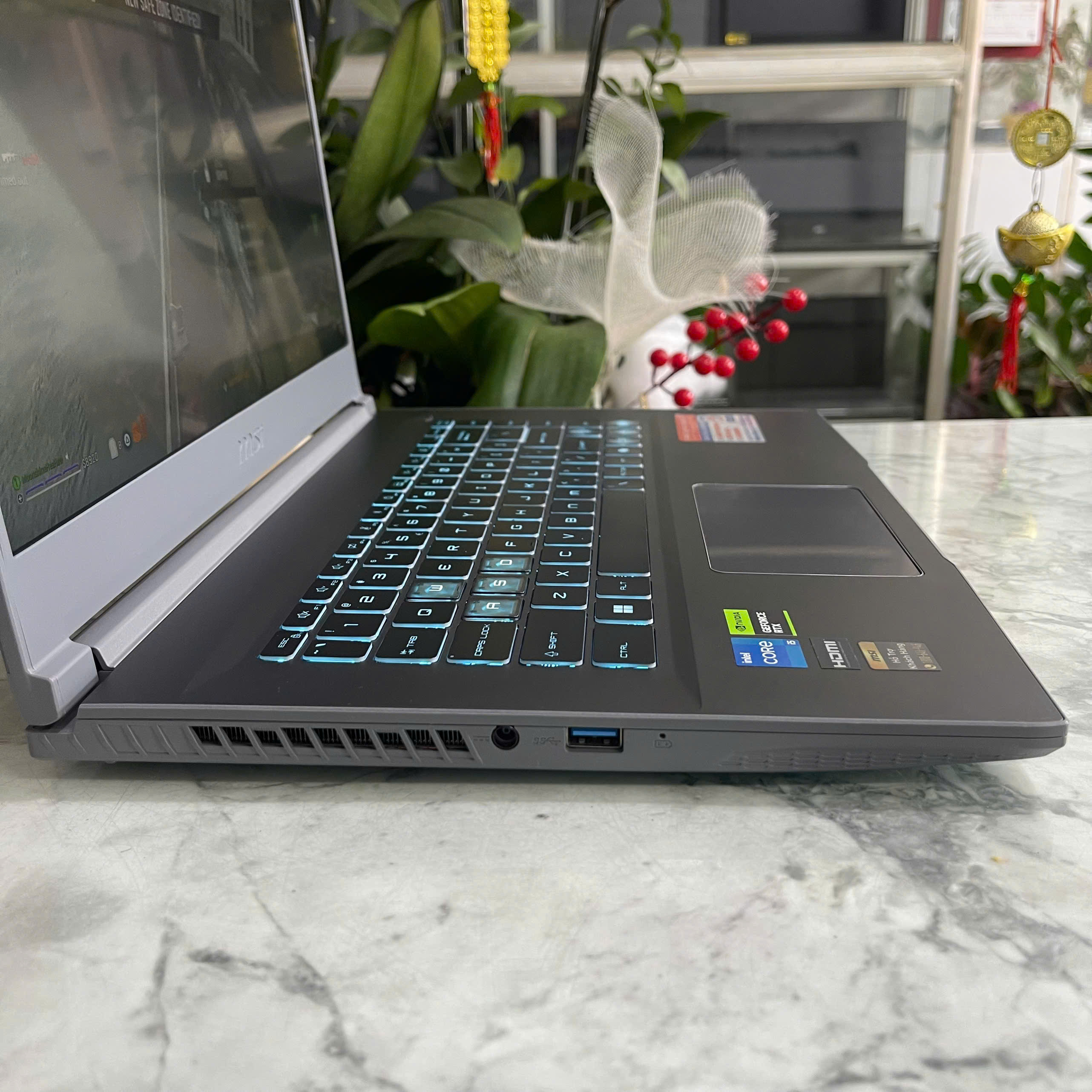 Gaming - Đồ Họa MSI Thin 15 B13UCX (Máy LikeNew-Full Box) Core I5-13420H Ram 16gb Ssd 512gb RTX 2050 4GB Màn Hình 15.6'' IPS Fhd 144.Hz