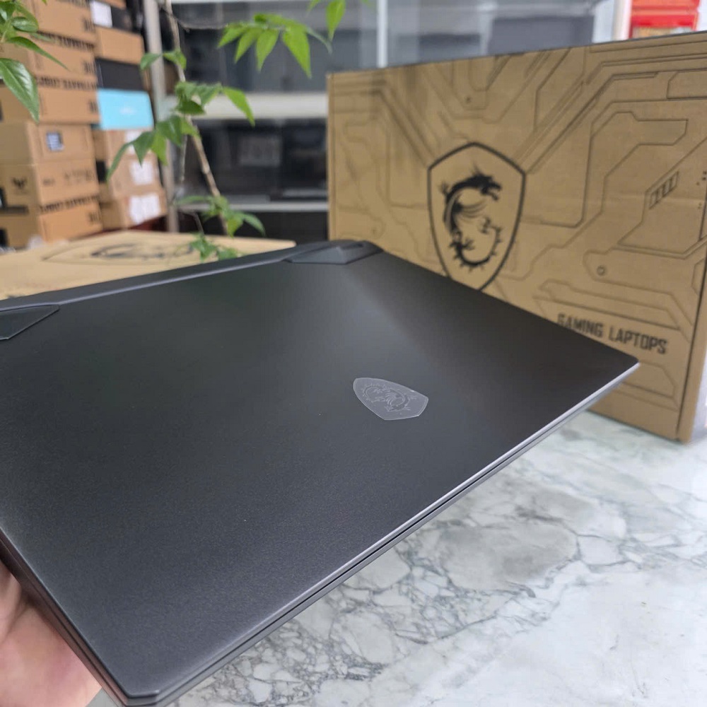 Gaming - Đồ Họa MSI Vector GP66 12UEO CORE I7-12700H RAM 16GB SSD 512GB RTX 3060 6GB GDDR6 MÀN HÌNH : 15.6 Inch OLED 2.5K 240Hz