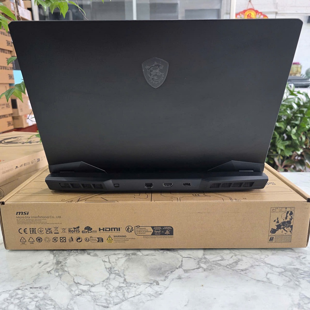 Gaming - Đồ Họa MSI Vector GP66 12UEO CORE I7-12700H RAM 16GB SSD 512GB RTX 3060 6GB GDDR6 MÀN HÌNH : 15.6 Inch OLED 2.5K 240Hz