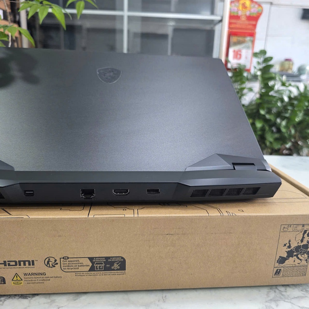 Gaming - Đồ Họa MSI Vector GP66 12UEO CORE I7-12700H RAM 16GB SSD 512GB RTX 3060 6GB GDDR6 MÀN HÌNH : 15.6 Inch OLED 2.5K 240Hz
