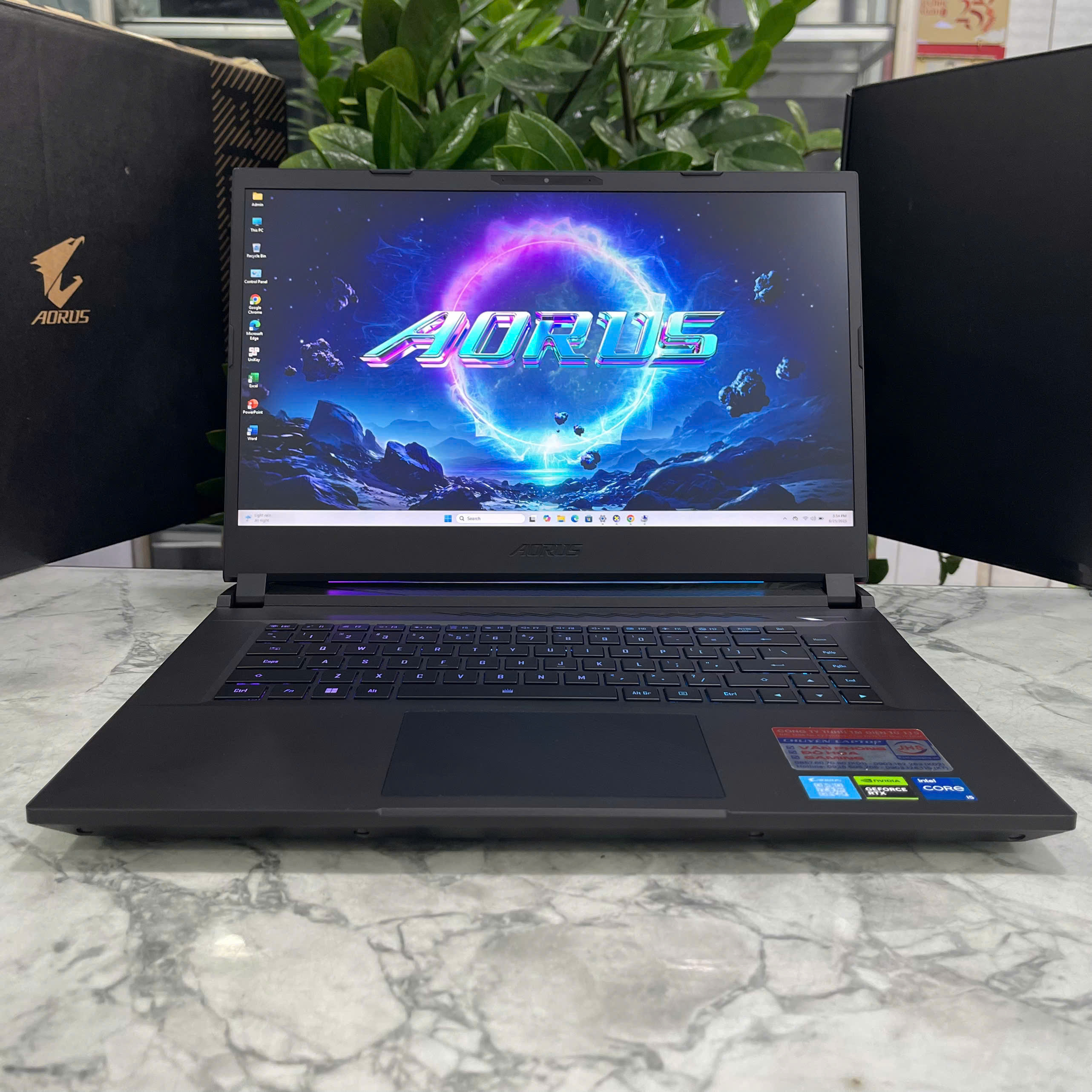 Gigabyte AORUS 15 9MF E2VN583SH (Máy LikeNew-Full Box) Core I5-12500H Ram 16GB Ssd 512GB RTX 4050 6GB Màn Hình : 15.6 Inch FHD IPS 360Hz 