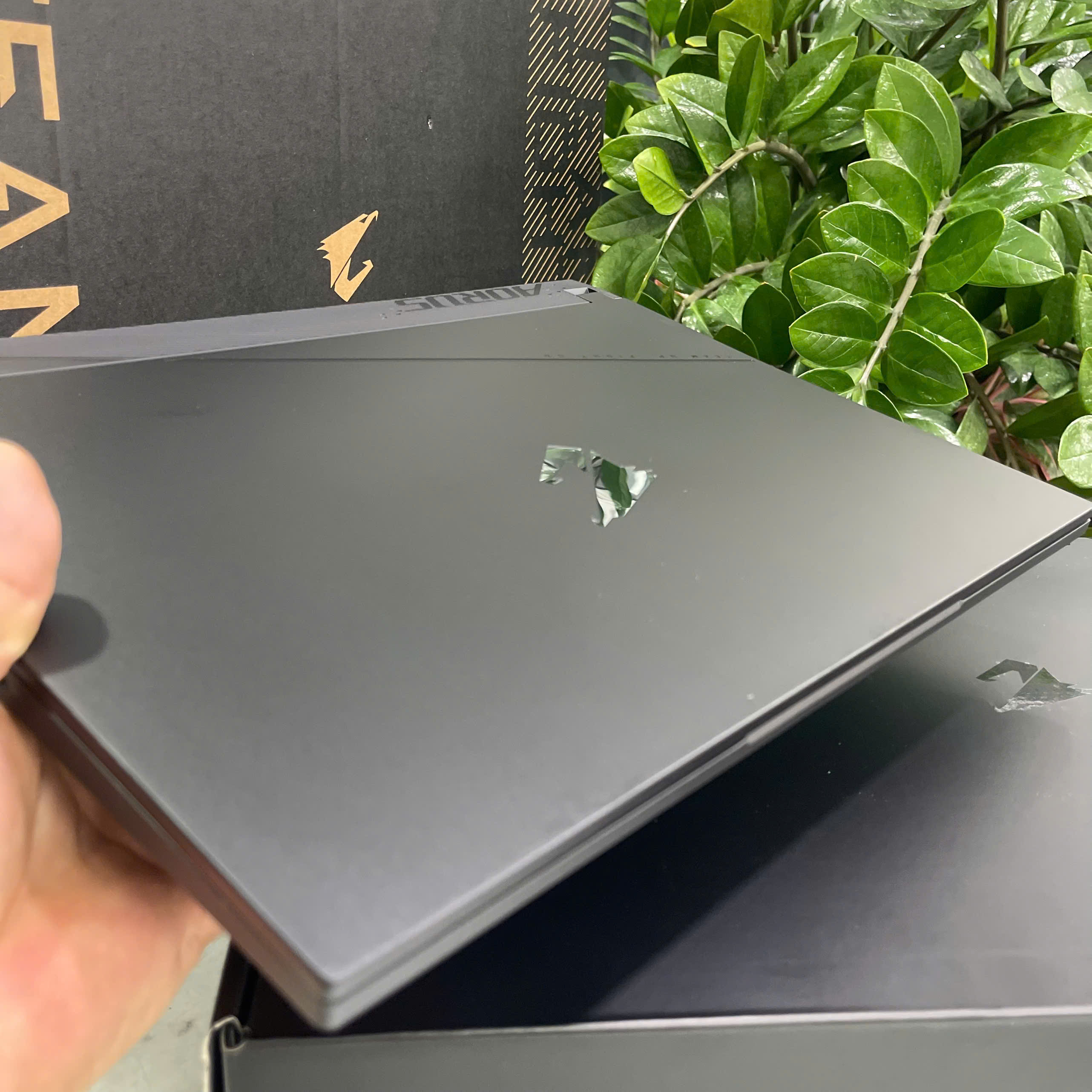 Gigabyte AORUS 15 9MF E2VN583SH (Máy LikeNew-Full Box) Core I5-12500H Ram 16GB Ssd 512GB RTX 4050 6GB Màn Hình : 15.6 Inch FHD IPS 360Hz 