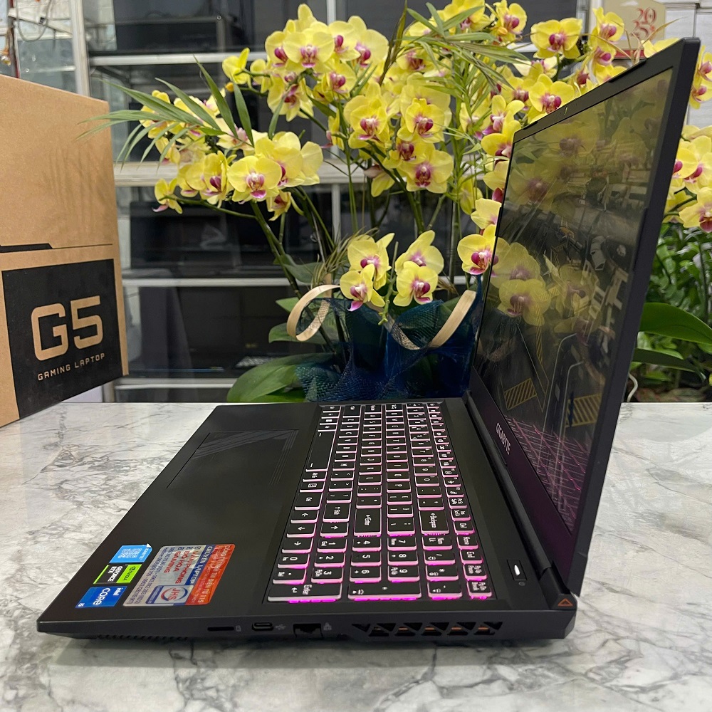 Gigabyte G5 KF-E3VN313SH (Máy LikeNew-Full Box-Bảo Hành Hãng) CORE I5-12500H RAM 16GB SSD 512GB RTX 4060 8GB MÀN HÌNH : 15.6''Inch Fhd IPS 144Hz