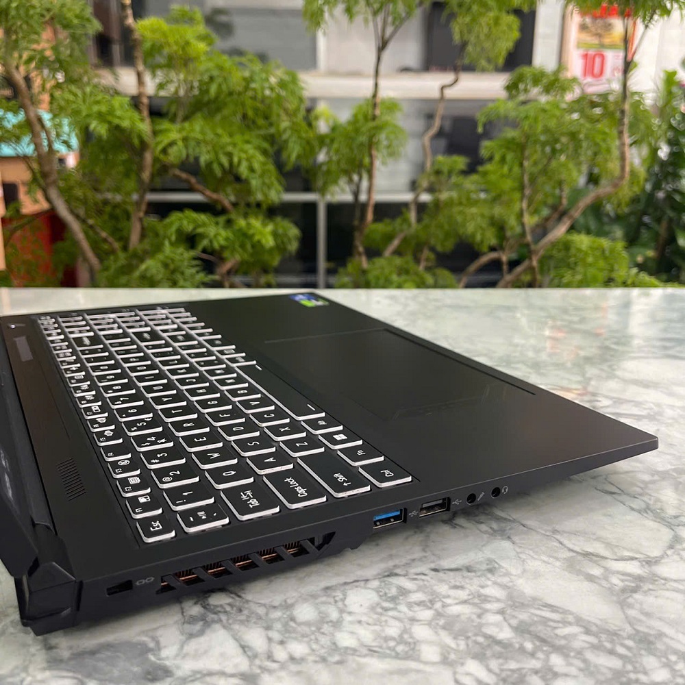 GIGABYTE G6 KF CORE I7-13620H RTX4060 8GB RAM 16GB SSD 512GB MÀN HÌNH : 16.Inch FHD+ 165Hz