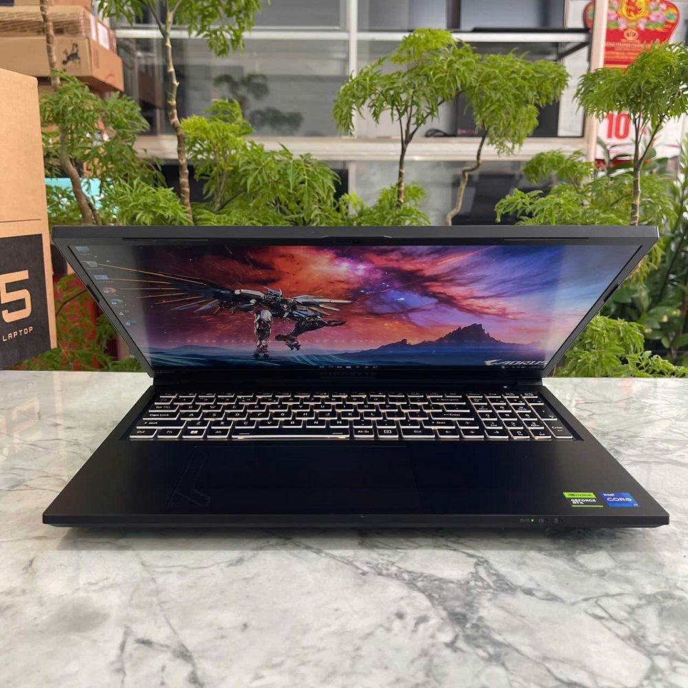 GIGABYTE G6 KF CORE I7-13620H RTX4060 8GB RAM 16GB SSD 512GB MÀN HÌNH : 16.Inch FHD+ 165Hz