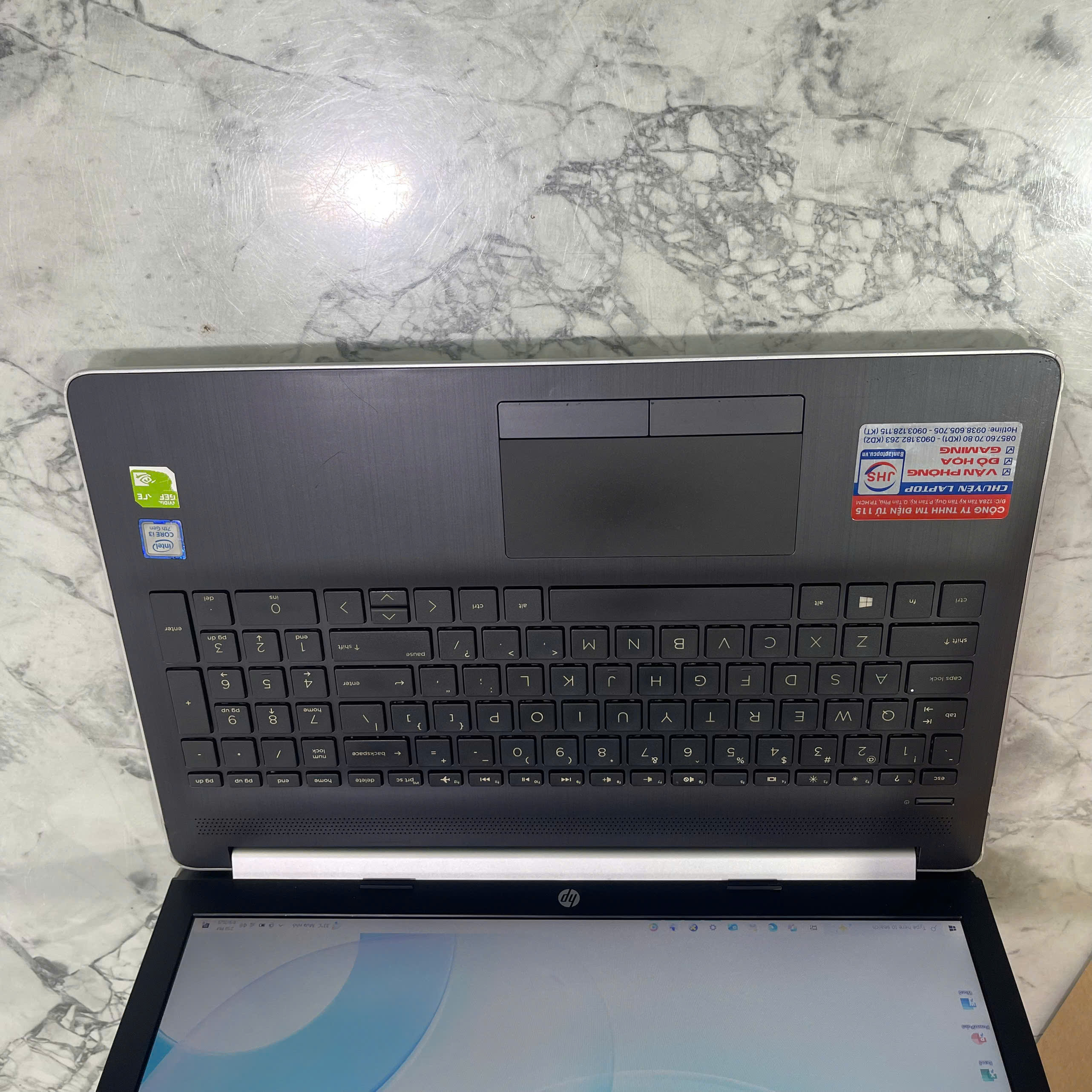 HP 15 da0443TX  Core I3-7020U Ram 8GB Ssd 256GB Và 1.000GB Hdd NVIDIA GeForce MX110, 2GB Màn Hình 15.6'' Inch FHD IPS