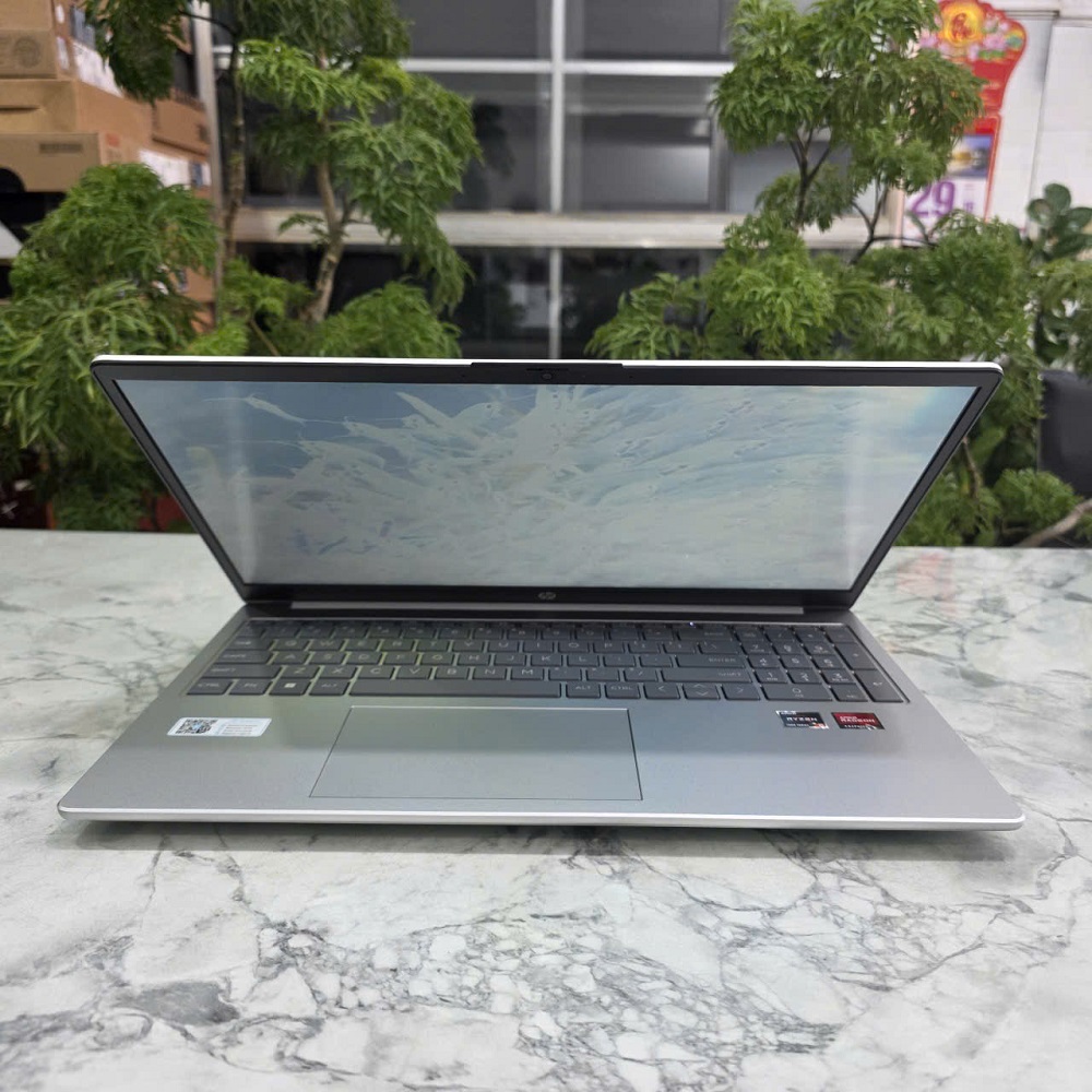HP 15-FC0086AU RYZEN 5-7430U RAM 16GB SSD 512GB MÀN HÌNH : 15.6 Inch FullHD IPS