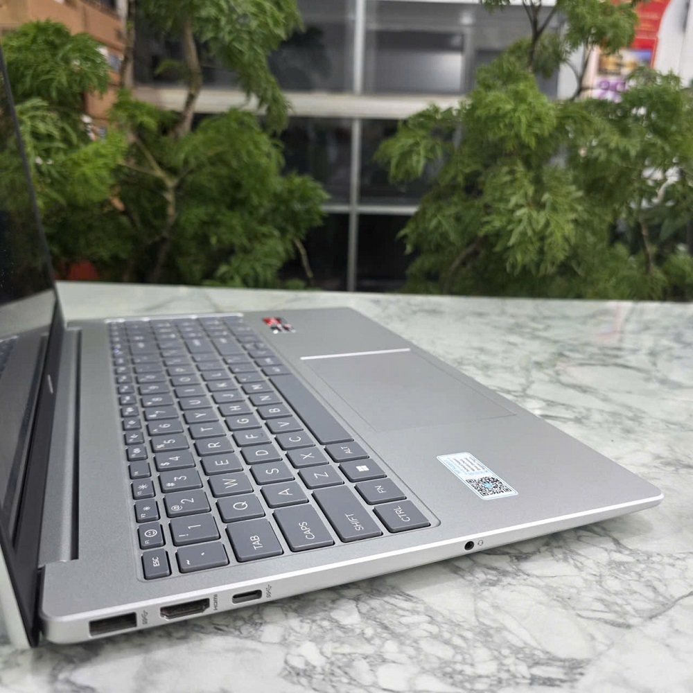 HP 15-FC0086AU RYZEN 5-7430U RAM 16GB SSD 512GB MÀN HÌNH : 15.6 Inch FullHD IPS