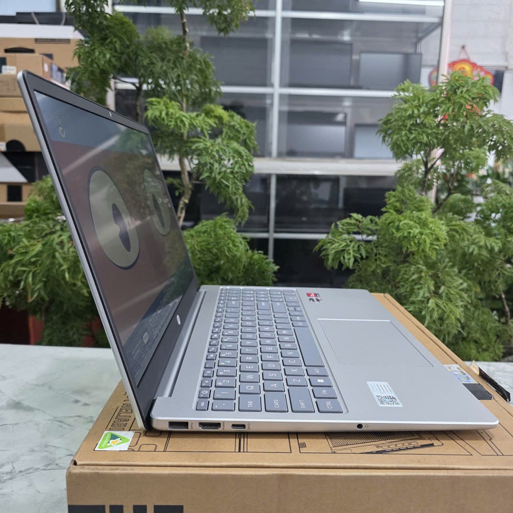 HP 15-FC0086AU RYZEN 5-7430U RAM 16GB SSD 512GB MÀN HÌNH : 15.6 Inch FullHD IPS