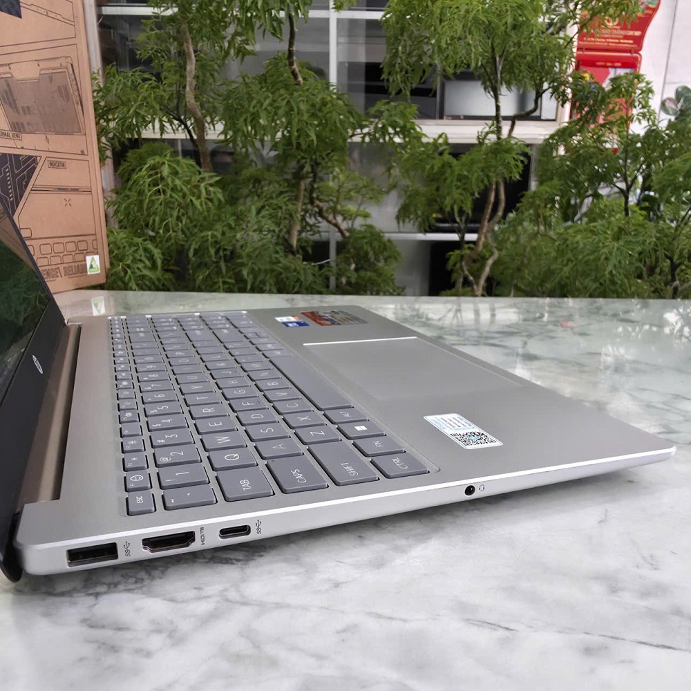 HP 15-fd0234TU CORE 5 120U RAM 16GB 512GB SSD MÀN HÌNH 15.6 FHD IPS