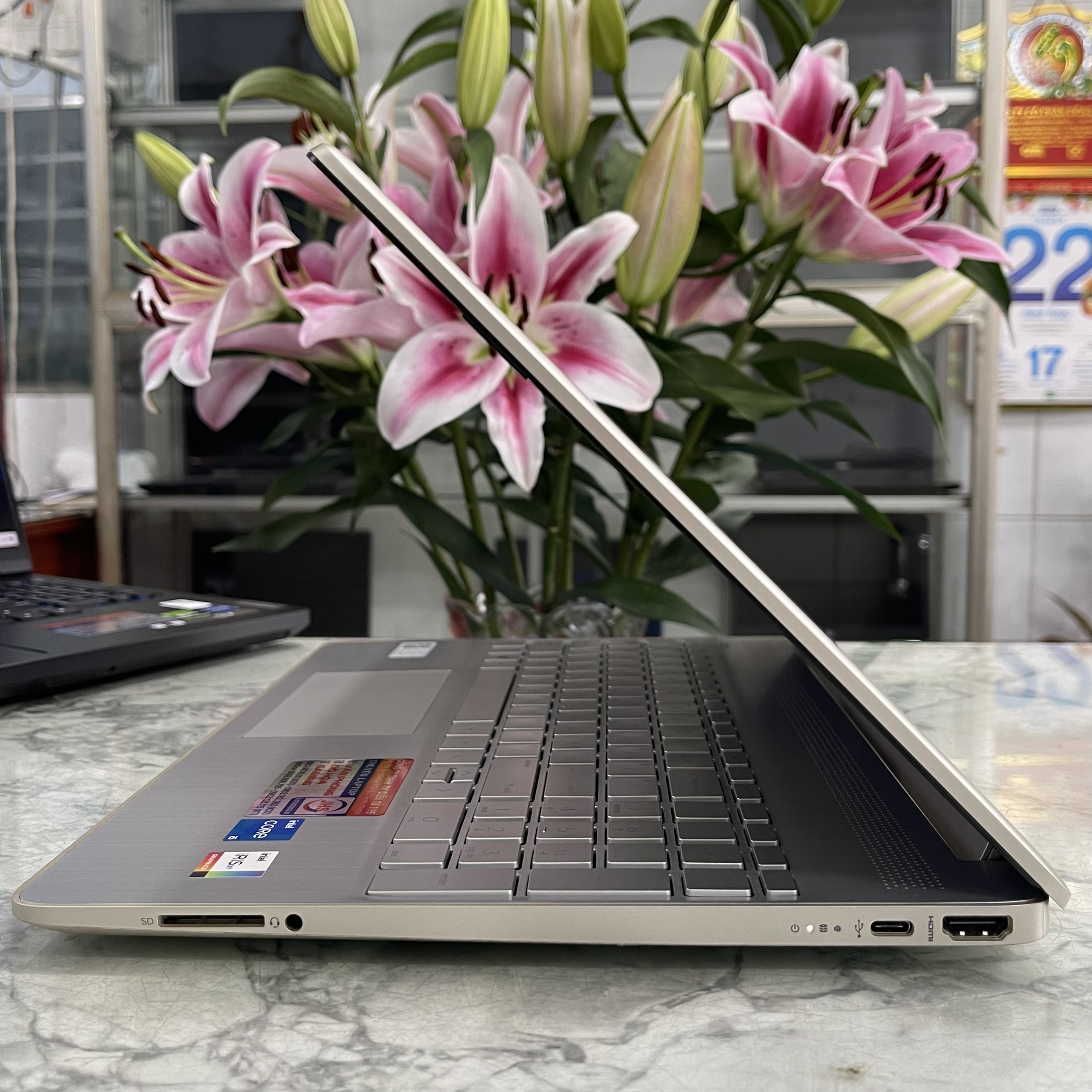 HP 15s-fq2559TU Core I5-1135g7 Ram 8Gb Ssd 512Gb Màn hình 15.6 Inch Full HD IPS