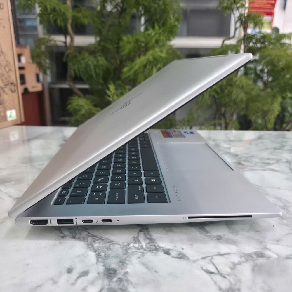 HP EliteBook 840 G10 (Máy LikeNew) Core I7-1355U RAM 16GB SSD 512GB MÀN HÌNH : 14″ FHD+ 