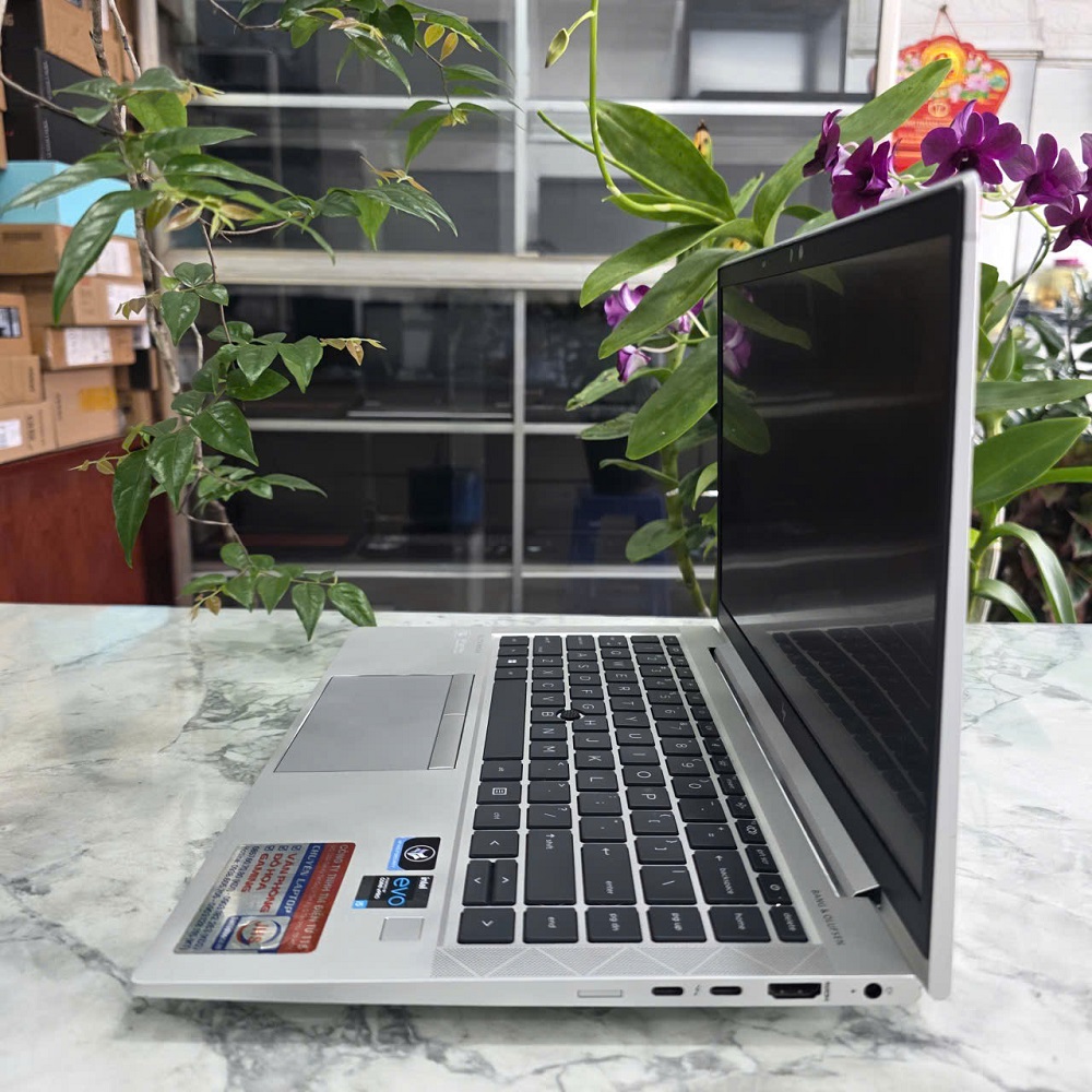 HP EliteBook 840 G8 (Máy Like New- Vỏ Nhôm Nguyên Khối ) CORE I5-1135G7 RAM 8GB SSD 512GB MÀN HÌNH : 14″ FullHD