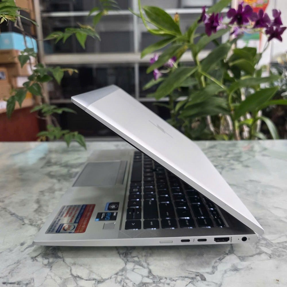 HP EliteBook 840 G8 (Máy Like New- Vỏ Nhôm Nguyên Khối ) CORE I5-1135G7 RAM 8GB SSD 512GB MÀN HÌNH : 14″ FullHD