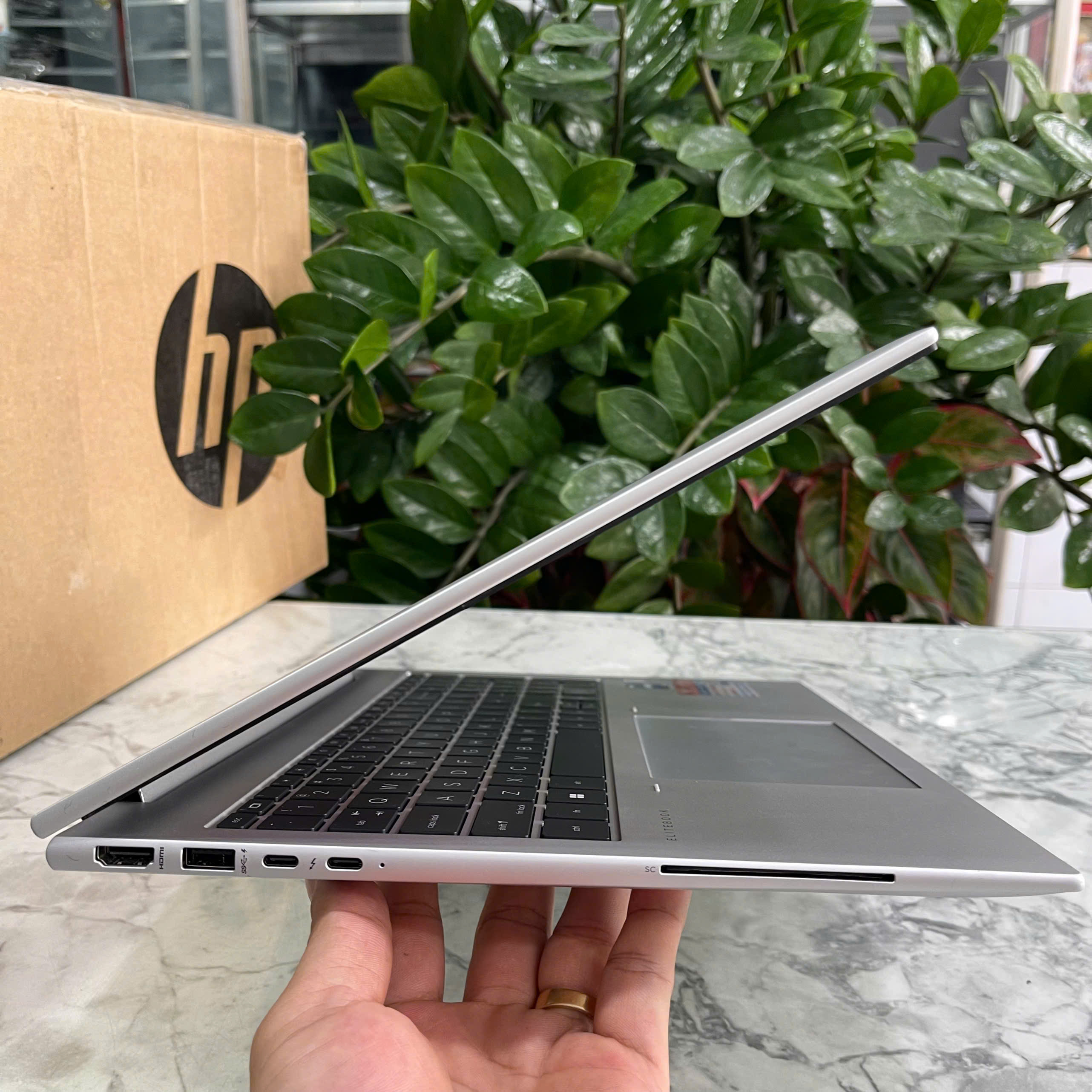 HP Elitebook 860 G9 Máy LikeNew Core™ I7-1265U Ram 16GB Ssd 256GB Màn hình : 16 Inch FHD+ 