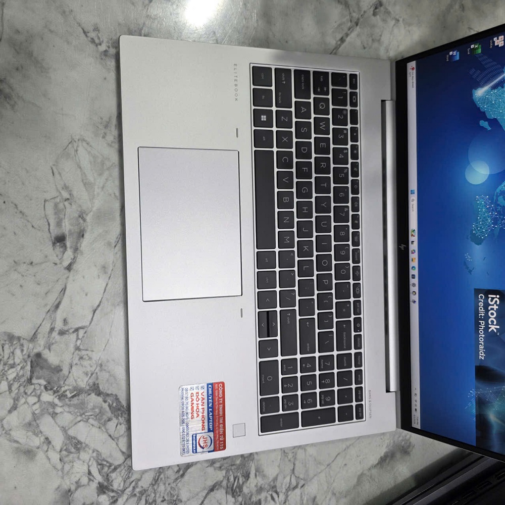 HP EliteBook 865 G9 RYZEN 9 PRO 6950H RAM 8GB SSD 512GB MÀN HÌNH : 16.0''Inch WUXGA