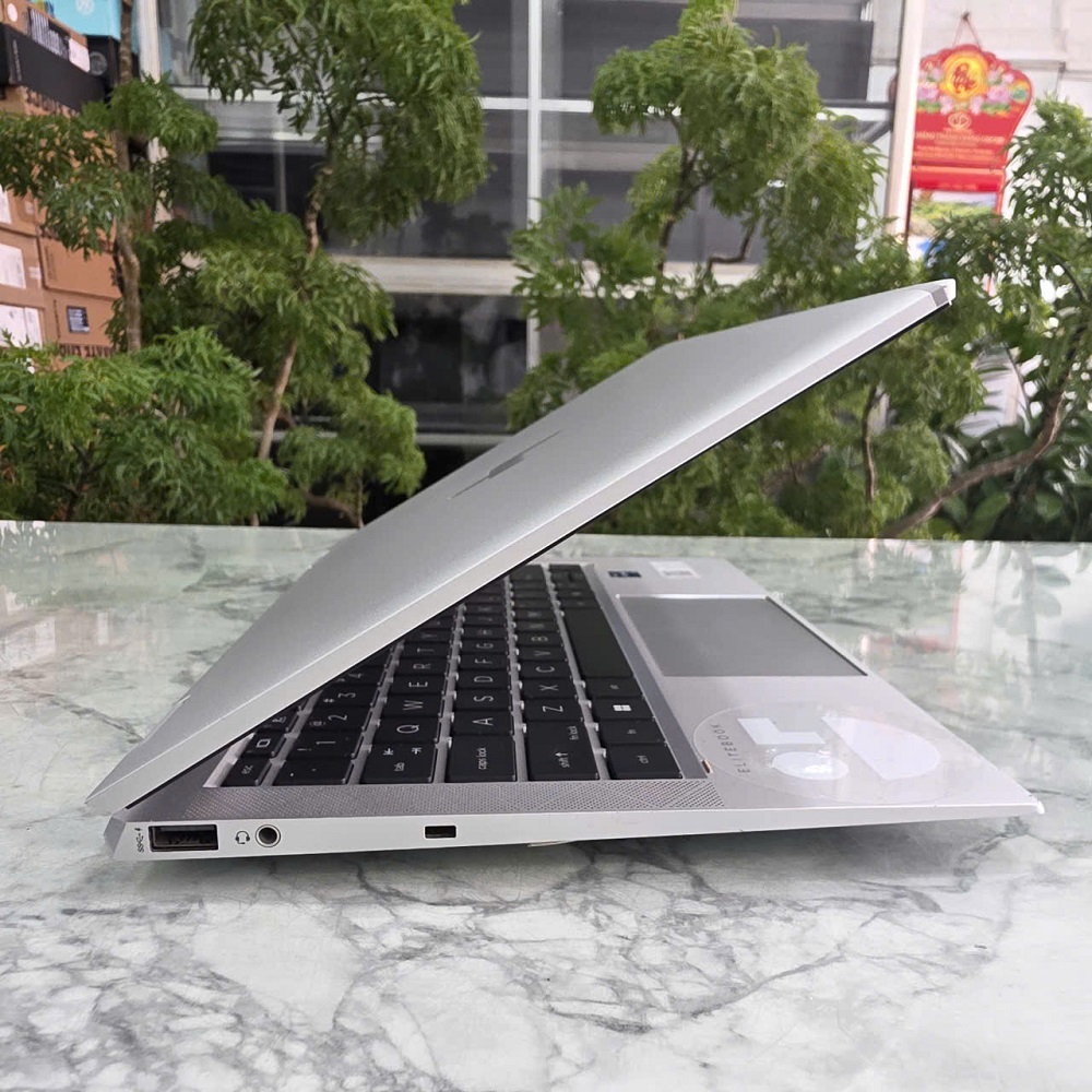 HP EliteBook X360 1030 G8 CORE I7-1165G7 RAM 16GB SSD 512GB MÀN HÌNH : 13.3'' IPS Touch
