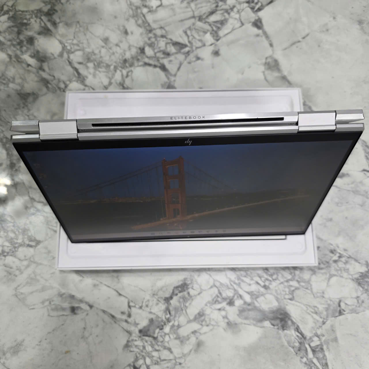 HP EliteBook X360 1030 G8 CORE I7-1165G7 RAM 16GB SSD 1.000GB MÀN HÌNH : 13.3'' IPS Touch XOAY GẬP 360%