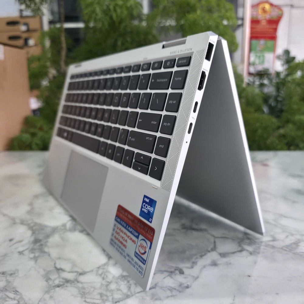 HP EliteBook X360 1040 G8 CORE I7-1165G7 RAM 16GB SSD 1.000GB / 512GB / 256GB MÀN HÌNH : 14″FHD Touch