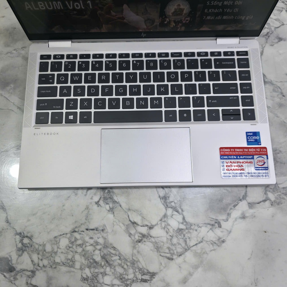 HP EliteBook X360 1040 G8 CORE I7-1165G7 RAM 16GB SSD 1.000GB / 512GB / 256GB MÀN HÌNH : 14″FHD Touch