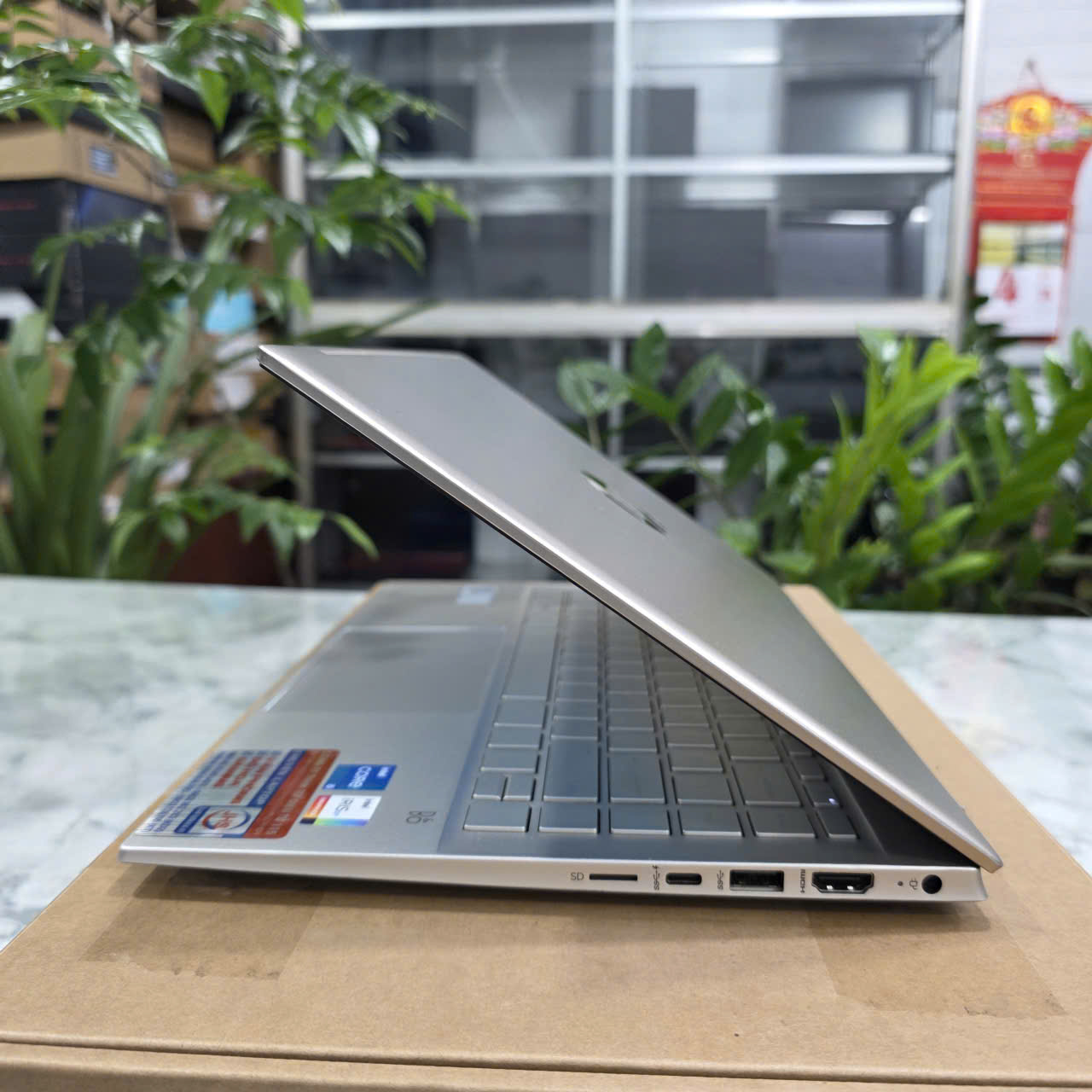 HP Pavilion 14-dv0513TU CORE™ i5-1135G7 RAM 8GB SSD 256GB MÀN HÌNH : 14''INCH IPS