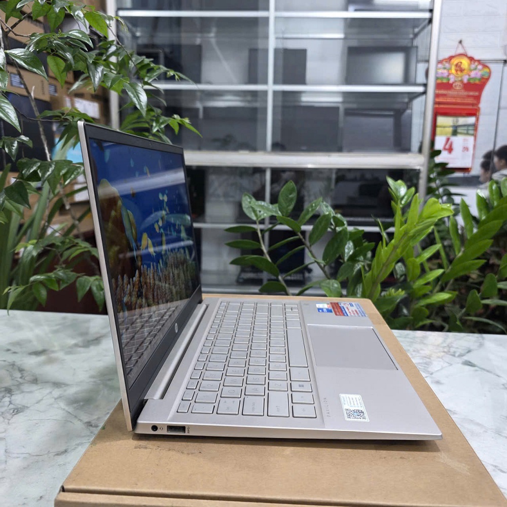 HP Pavilion 14-dv0513TU CORE™ i5-1135G7 RAM 8GB SSD 256GB MÀN HÌNH : 14''INCH IPS