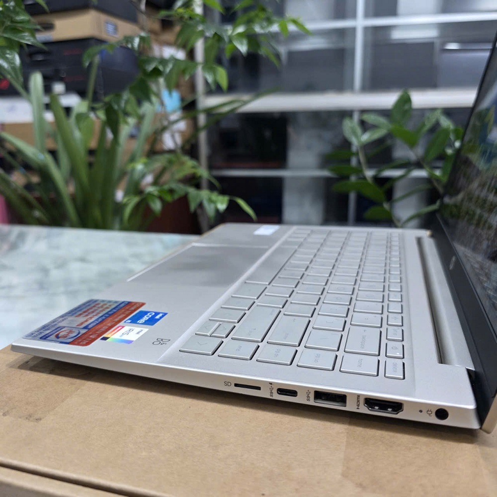 HP Pavilion 14-dv0513TU CORE™ i5-1135G7 RAM 8GB SSD 256GB MÀN HÌNH : 14''INCH IPS